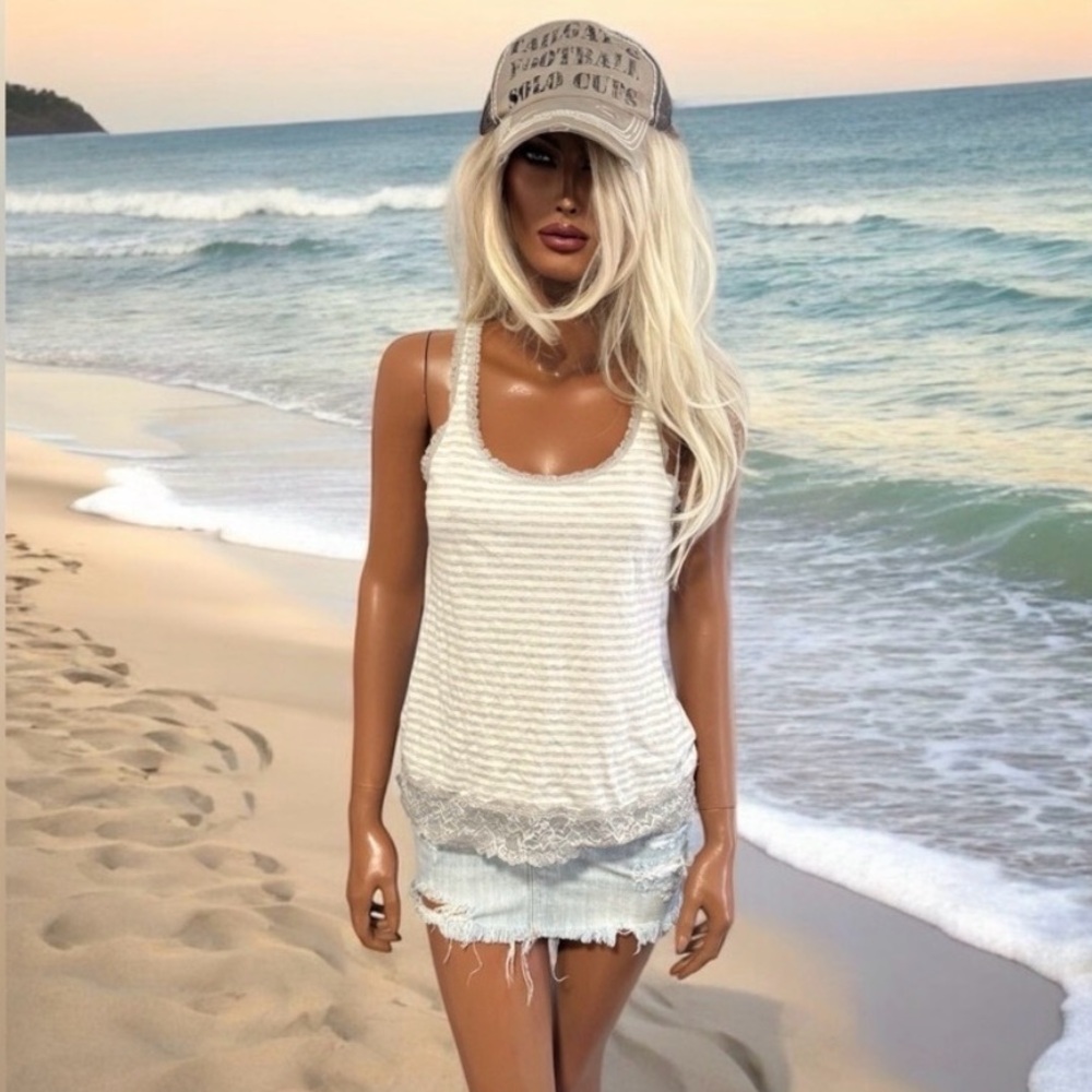 Abercrombie and Fitch Gray White Striped Lace Racerback Tank Top Small Vintage